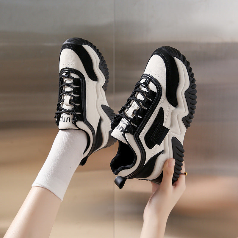Dame Sporty Chunky Sneakers med åndbart overmateriale og skridsikker sål Stilla