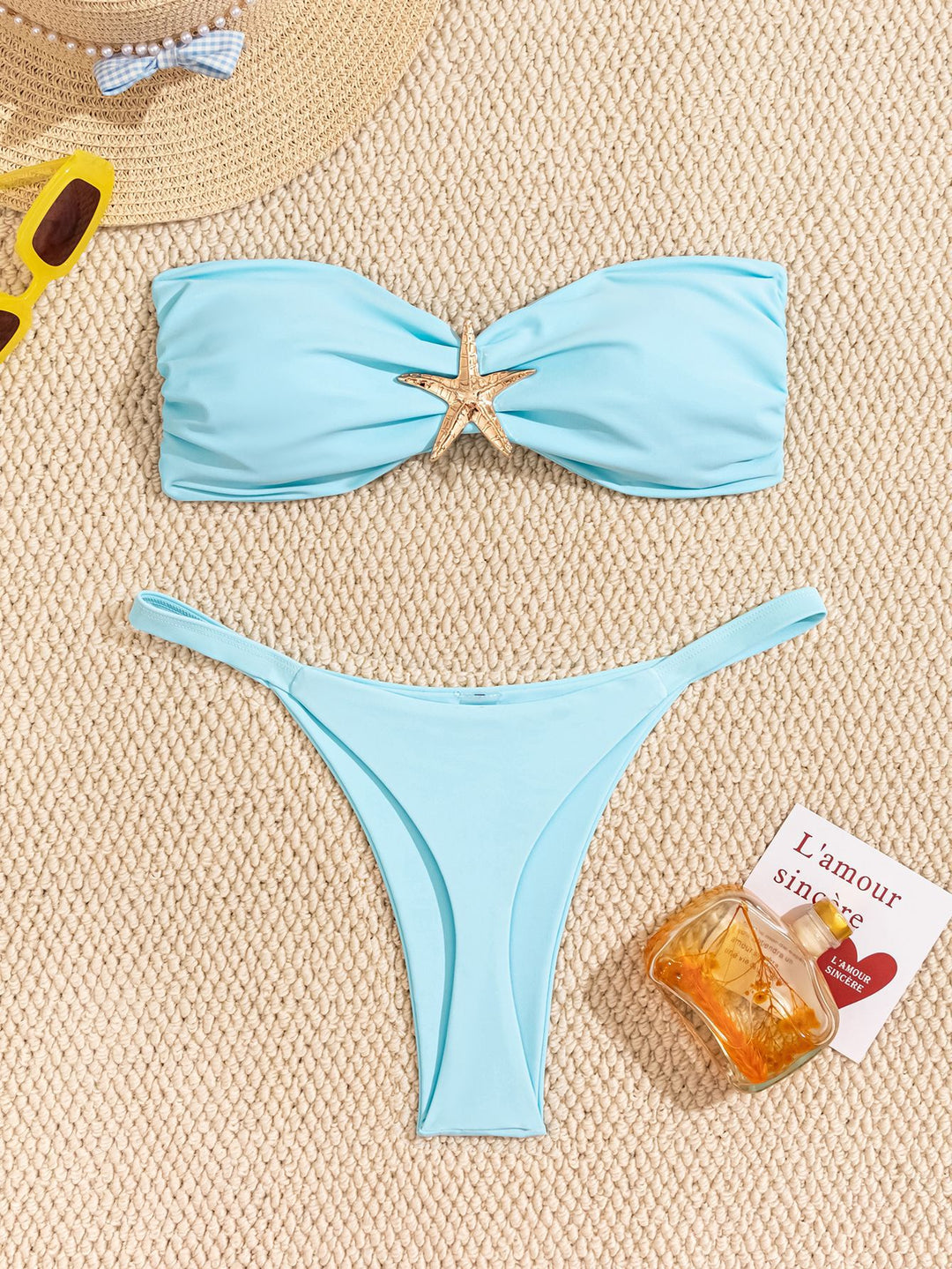 Dame Bandeau-Bikini med elegant lukning og moderne design Skovae