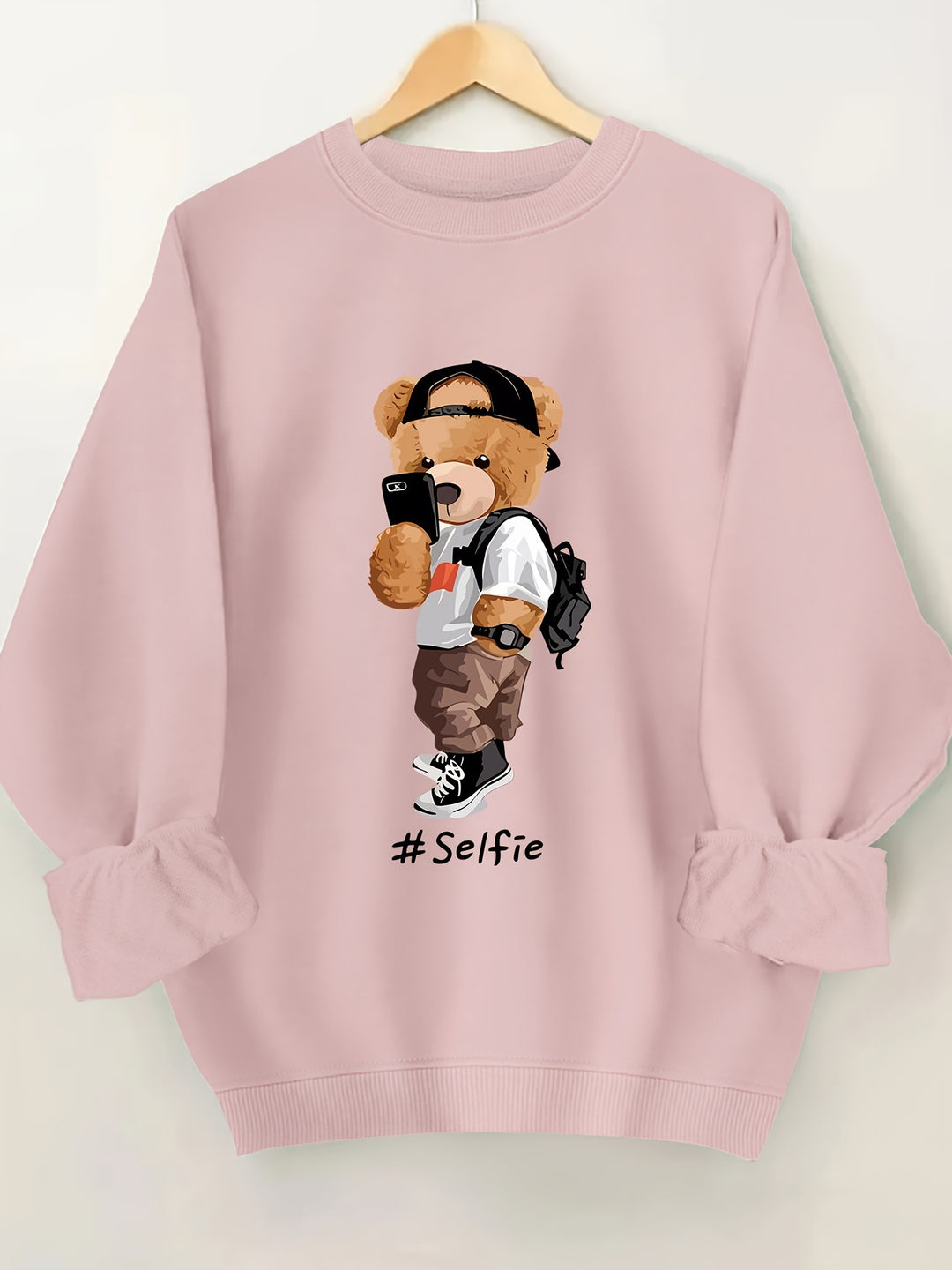 Dame sweatshirt med kunstnerisk bjørnedesign og afslappet pasform Stilla