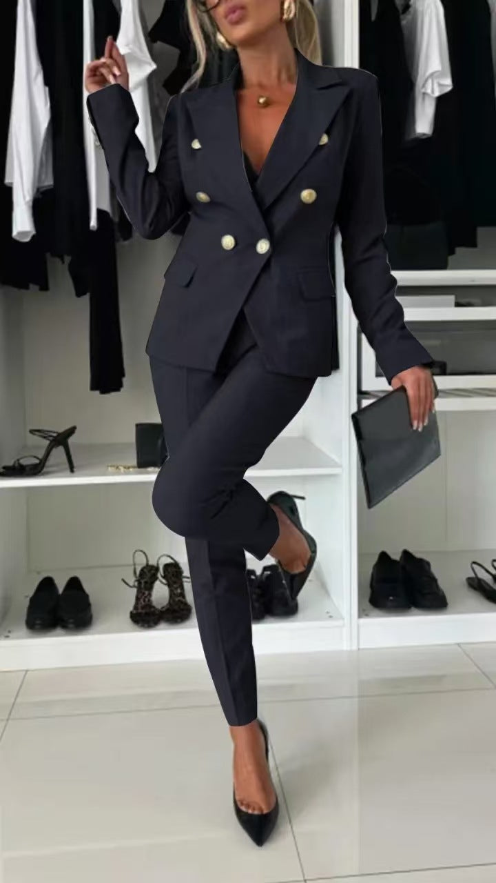 Dame Elegant blazer sæt med tætsiddende bukser og dobbelt knappelukning Stilla