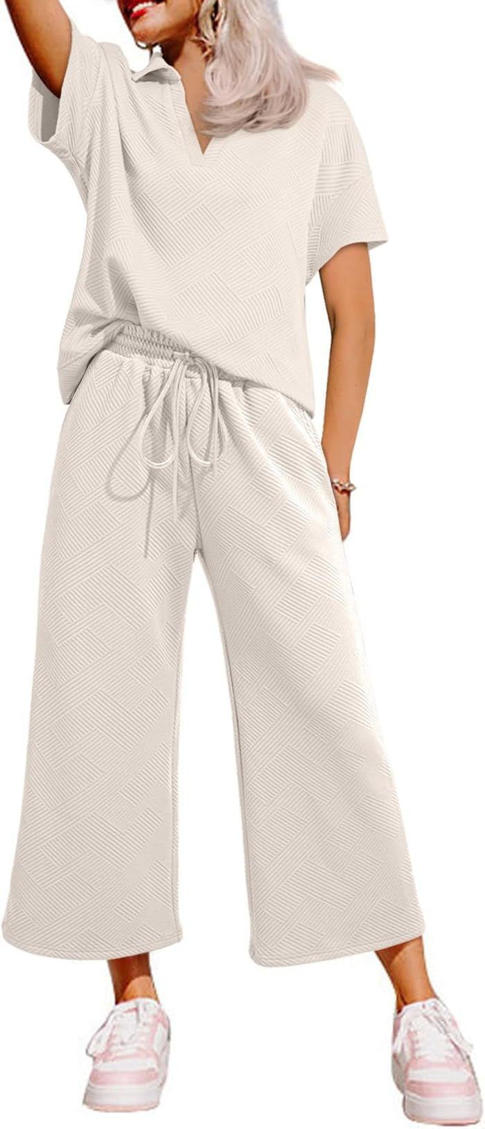 Dame stilfuld to-dels loungewear sæt med elastisk talje og struktureret top Stilla