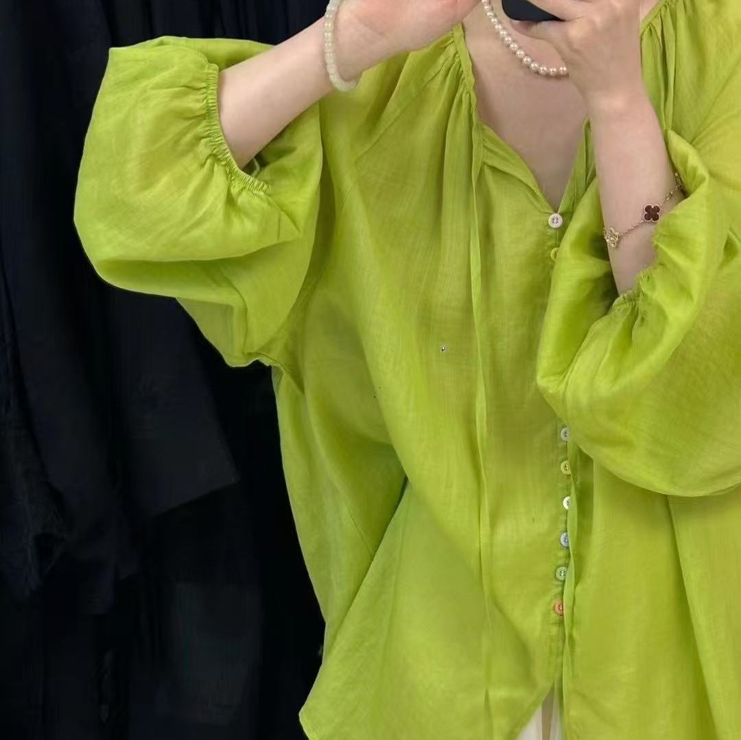 Femme Gennemsigtig Knappet Top Stilla