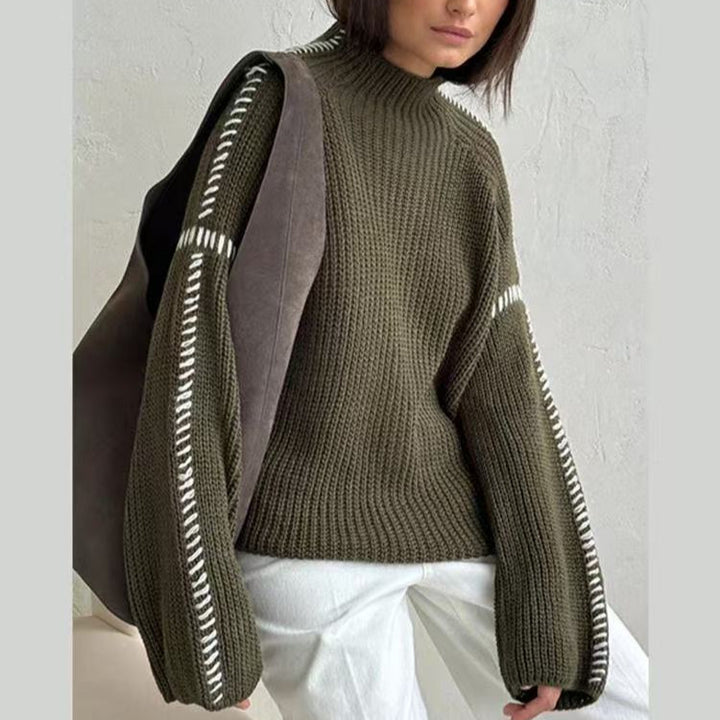 Dame fluffy strikpullover med elegant rullekrave og moderne indsatser Stilla