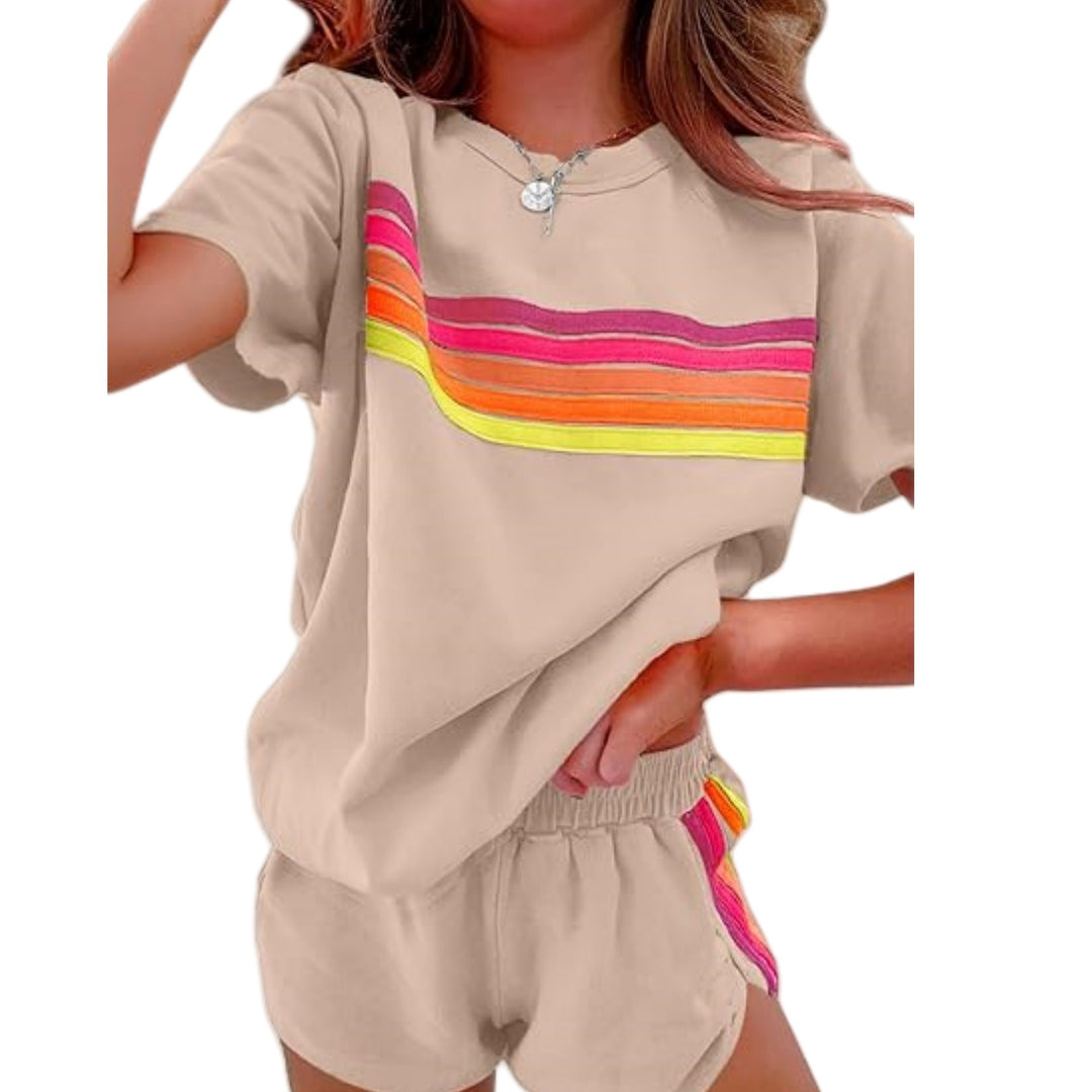Dame afslappet fritids-sæt med stribet T-shirt og shorts Stilla