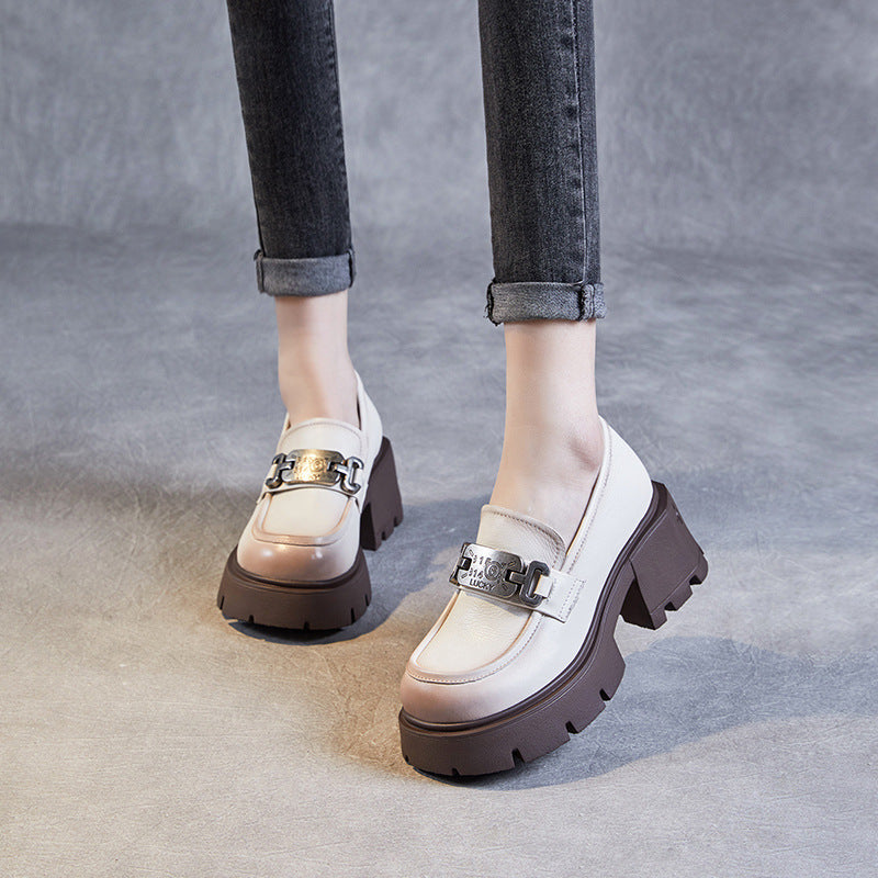 Dame Chunky Hæle Slipper med dekorativt metallisk accent Stilla