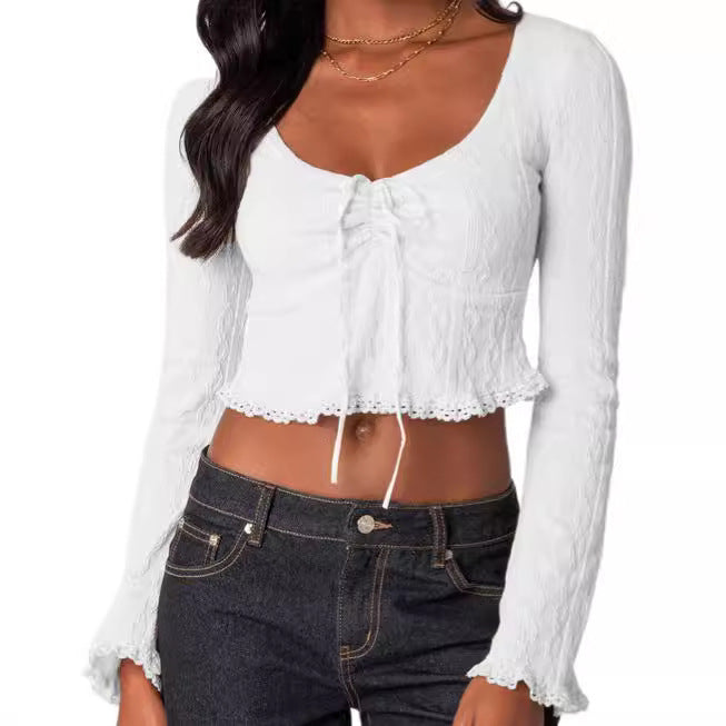 Dame Cropped Top med snørelook og blondeudsmykninger Skovae