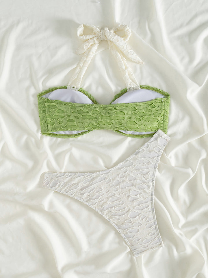 Dame bikini sæt med fin top og justerbare stropper Stilla