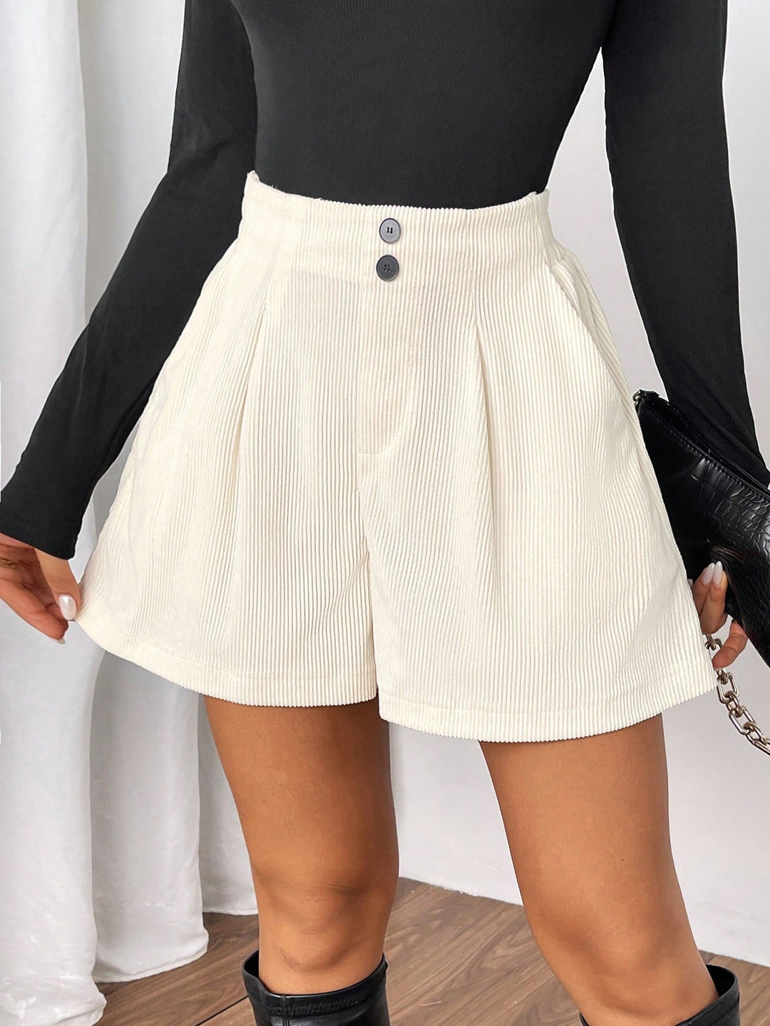 Dame Faltencord-shorts Stilla