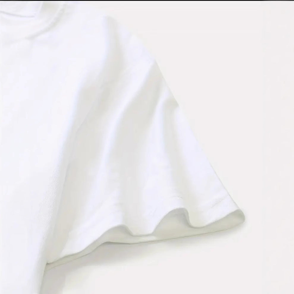 Dame T-shirt med kunstnerisk bienmotiv og afslappet skrift Stilla