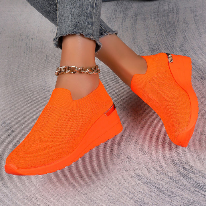 Dame Behagelige Slip-On Wedgesko med elastisk Overdel Stilla