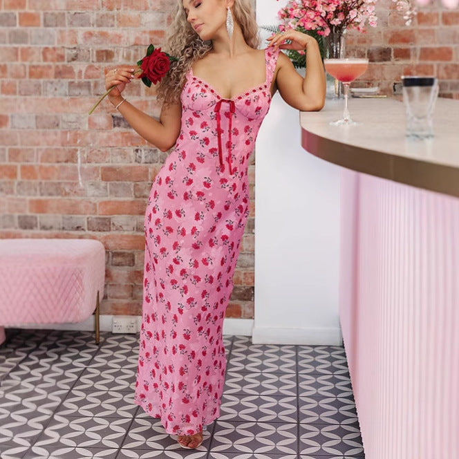 Dame maxikjole med blomsterdesign og skulderfri rynkning Stilla