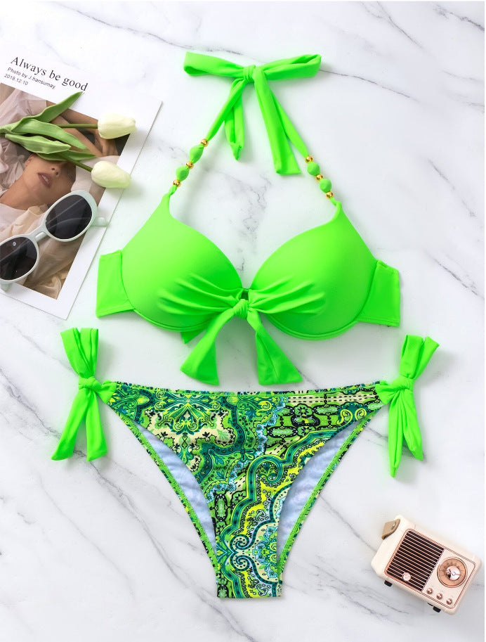 Dame Triangel-Bikini med legende knudedesign og farverig mønsterblanding Stilla