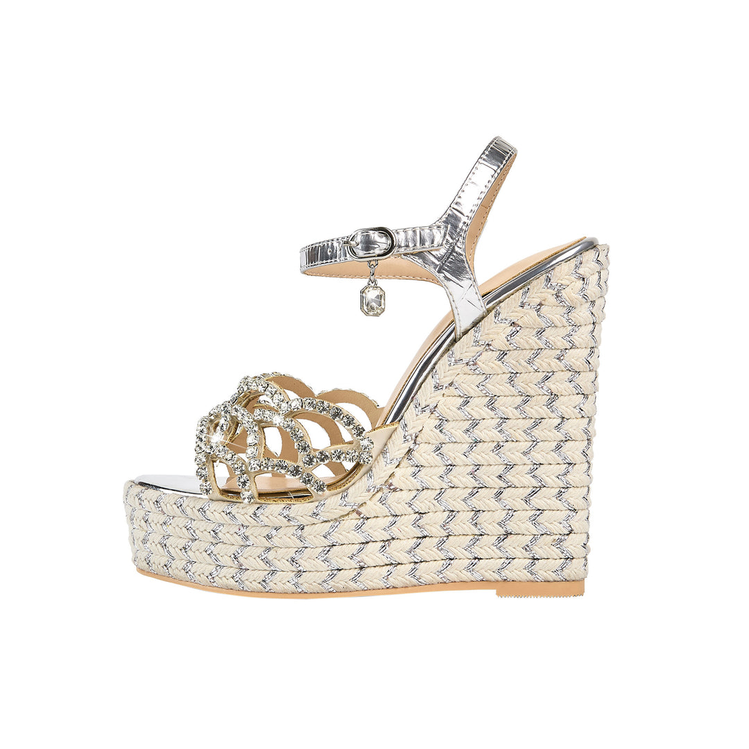 Femme dekorative kile-sandaler med rhinsten-accenter Stilla