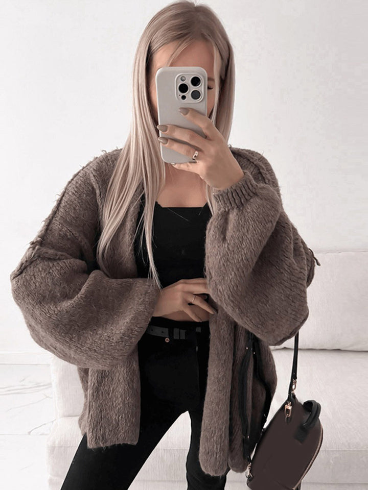 Dame afslappet strikket cardigan med oversized pasform og voluminøse ærmer Stilla