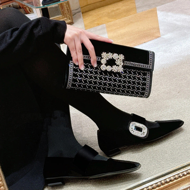 Dame elegante spidse sko flade med rhinsten spænde detalje Stilla