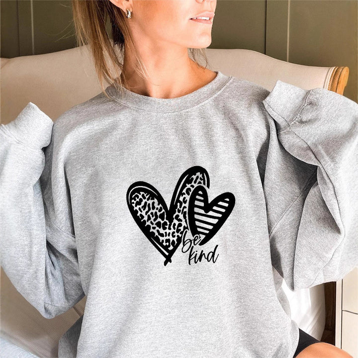 Kvinders sweatshirt med fashionable hjerte motiv og casual fit Stilla