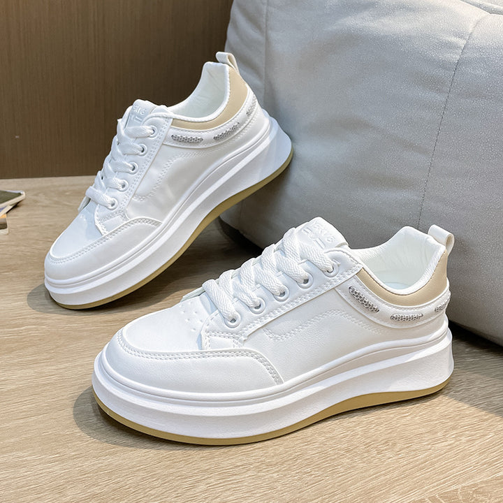 Dame sneakers med ergonomisk støddæmpning og slidstærkt overmateriale Stilla