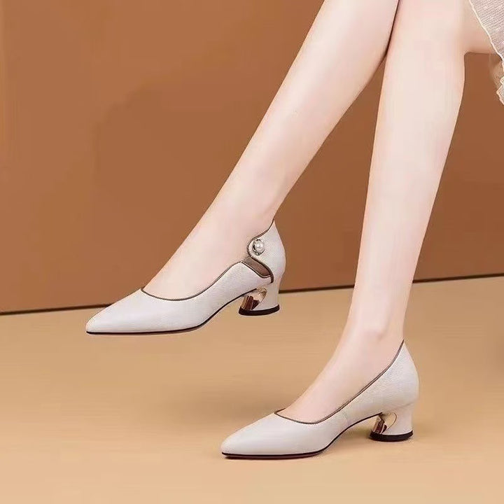 Dame elegante pumps med moderne remdesign og komfortabel blokhæl Stilla