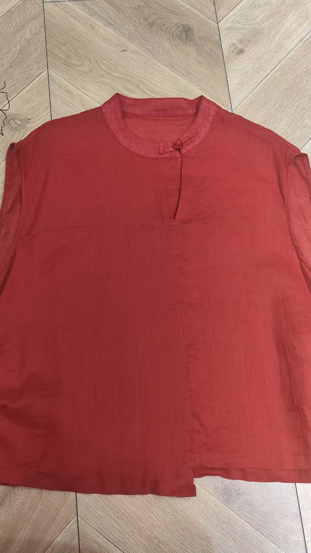 Femme Let Mandarin-krave Bluse Stilla
