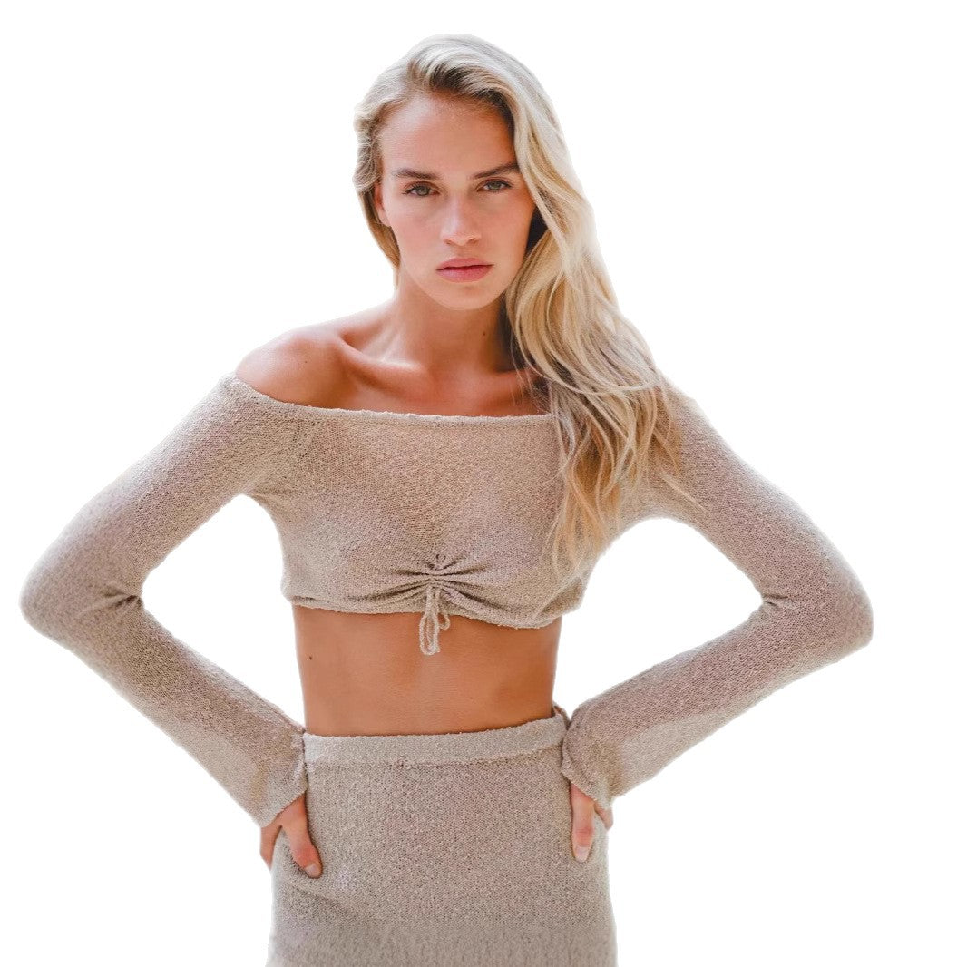Dame strikketop med off-shoulder design og snortræk Stilla
