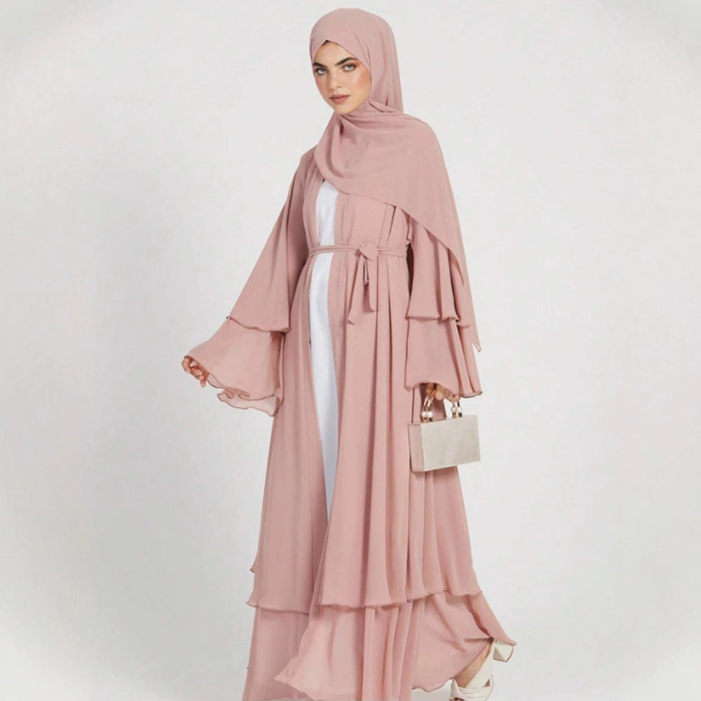 Dame bred Abaya med elegante svævende ærmer og bølgende fald Stilla