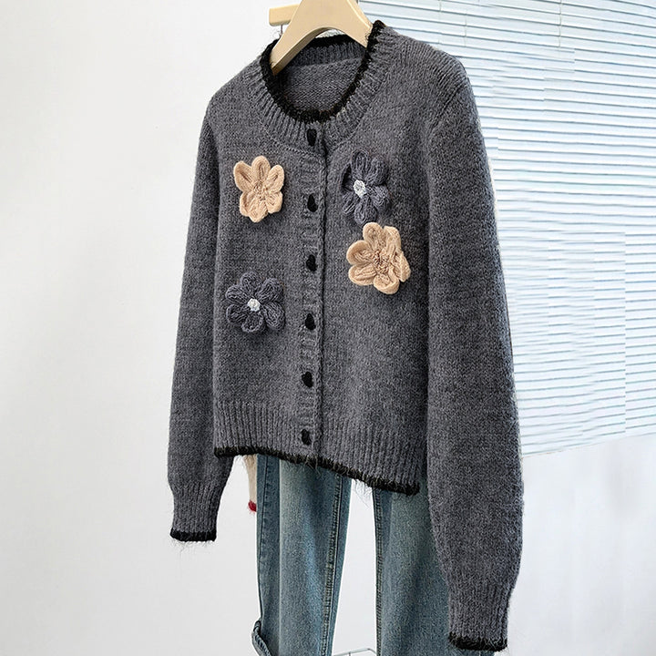Dame Cozy Knit Cardigan med Blomster Applikationer Stilla
