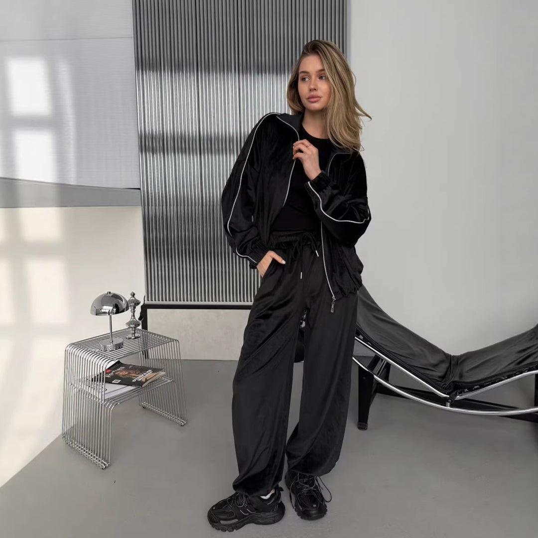 Kvinder Sporty Satin Tracksuit Chic & Stilig