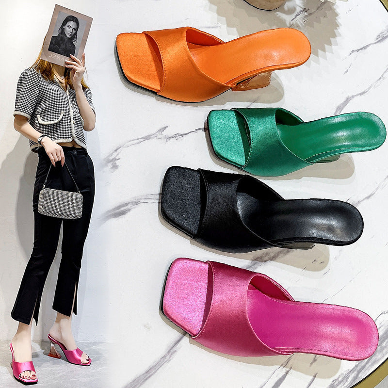 Dame Trendy Sandaler med gennemsigtig blokhæl og luksuriøst satin-overmateriale Stilla