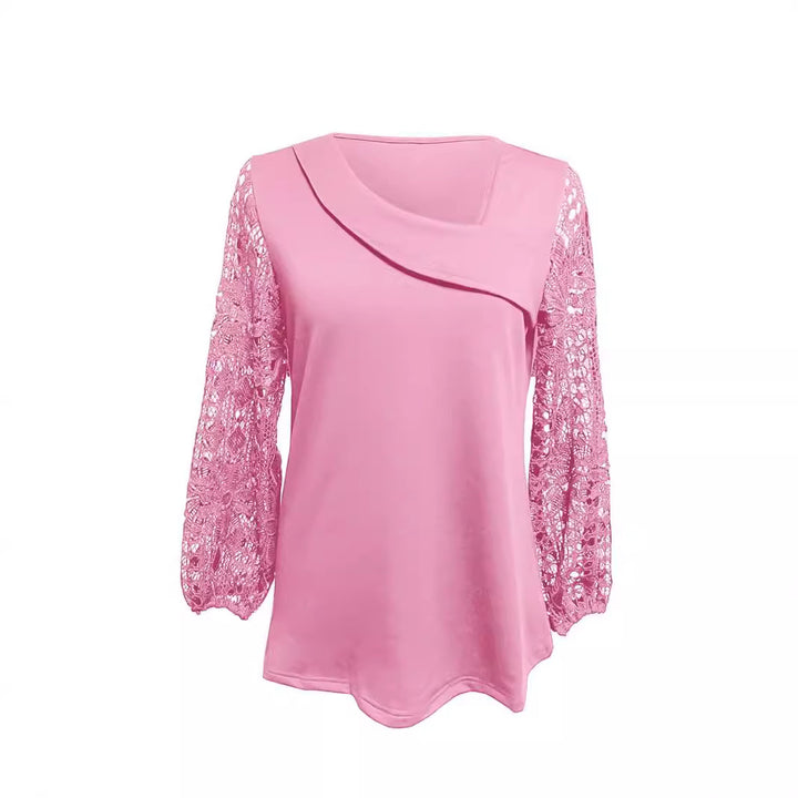 Kvinders designerbluse med blondedetaljer og elegant snit Stilla