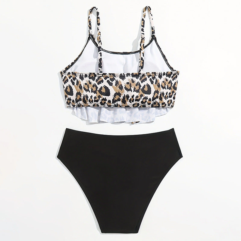 Dame Sporty Bikini-sæt med blomstret volangdesign og højt skåret trusse Stilla
