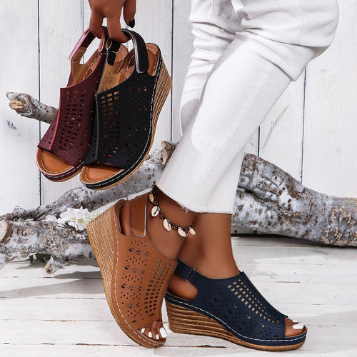 Dame Wedge Sandaler med ventilerende design Stilla