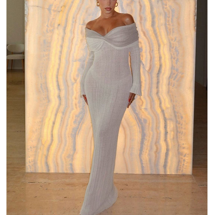 Dame Figurtilpasset Aftenkjole med Off-Shoulder Design og lange Ærmer Stilla