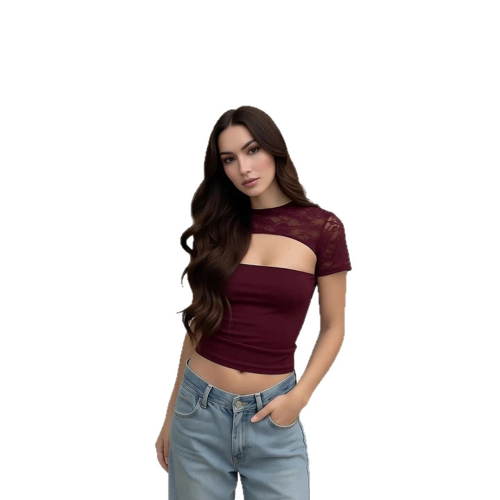 Dame Cropped Top med blonder og tætsiddende snit Skovae
