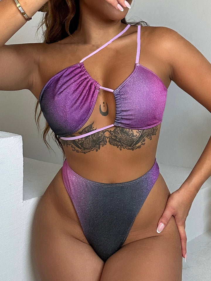 Dame bikini med asymmetrisk design og rynker Skovae