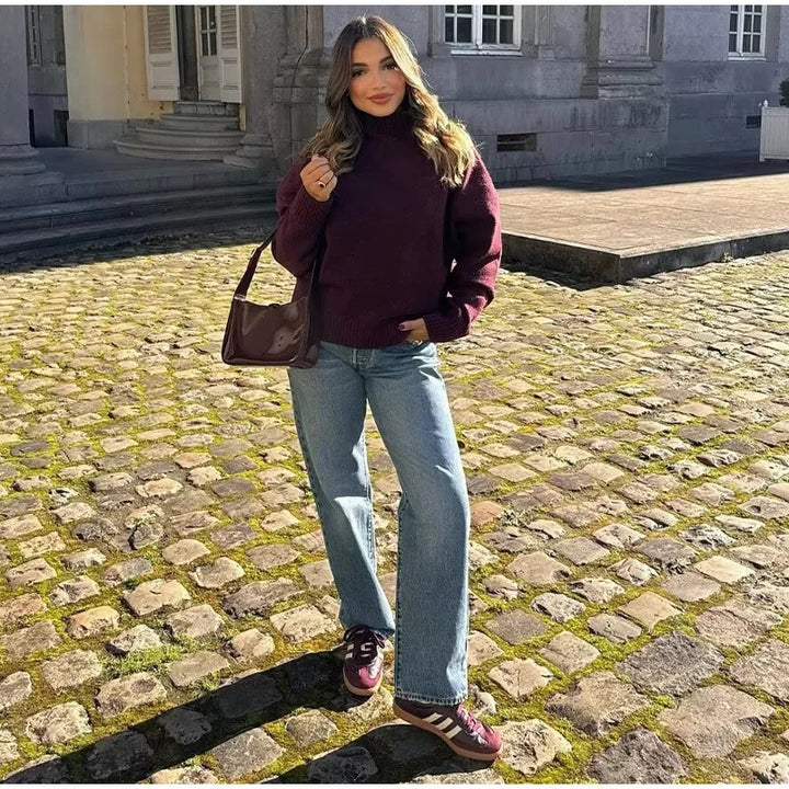 Kvindernes rullekrave sweater lavet af blødt strik Stilla