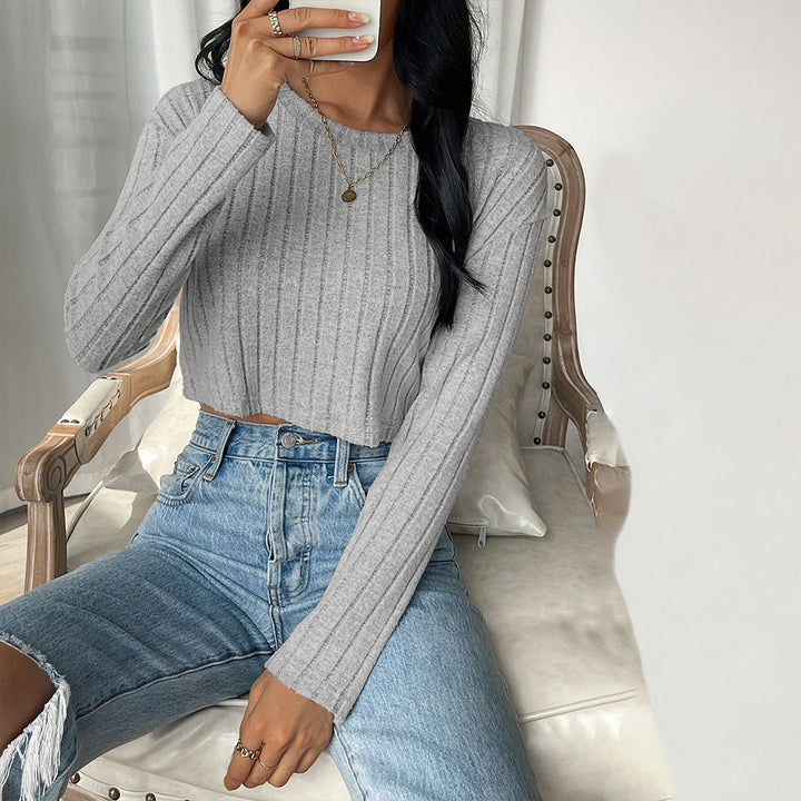 Kvinders cropped sweater med fin rib struktur og lange ærmer Stilla
