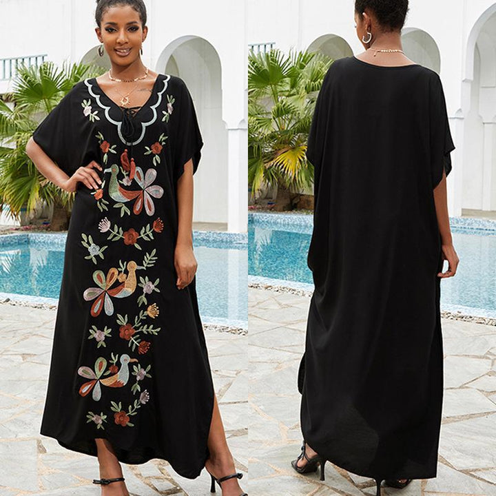 Dame Maxi-Kaftan med blomsterbroderimønster og luftige ærmer Stilla