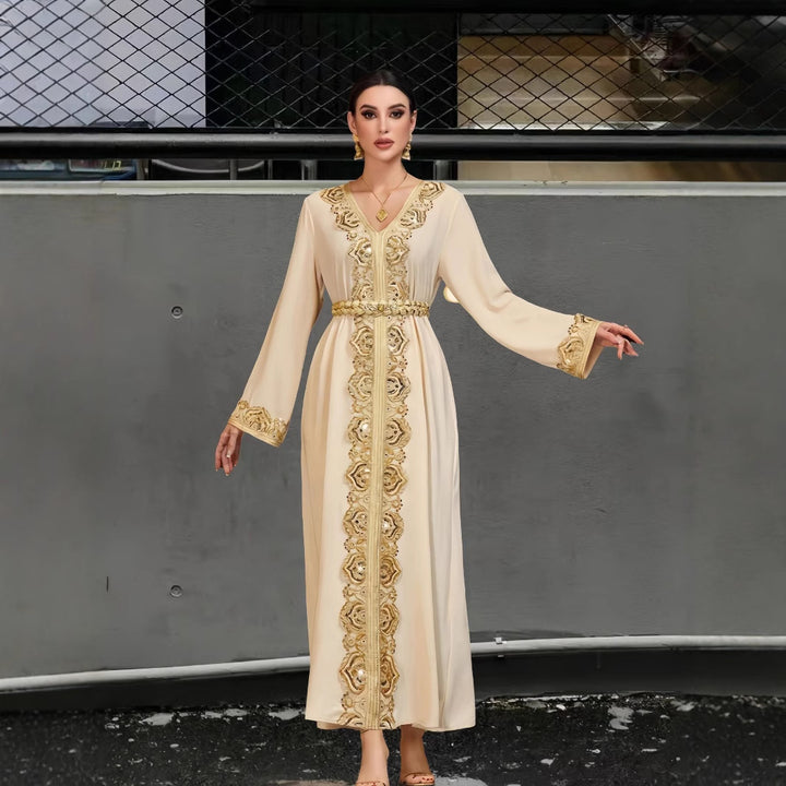 Dame Elegant Maxikjole med detaljeret broderi og glitrende bælte Stilla