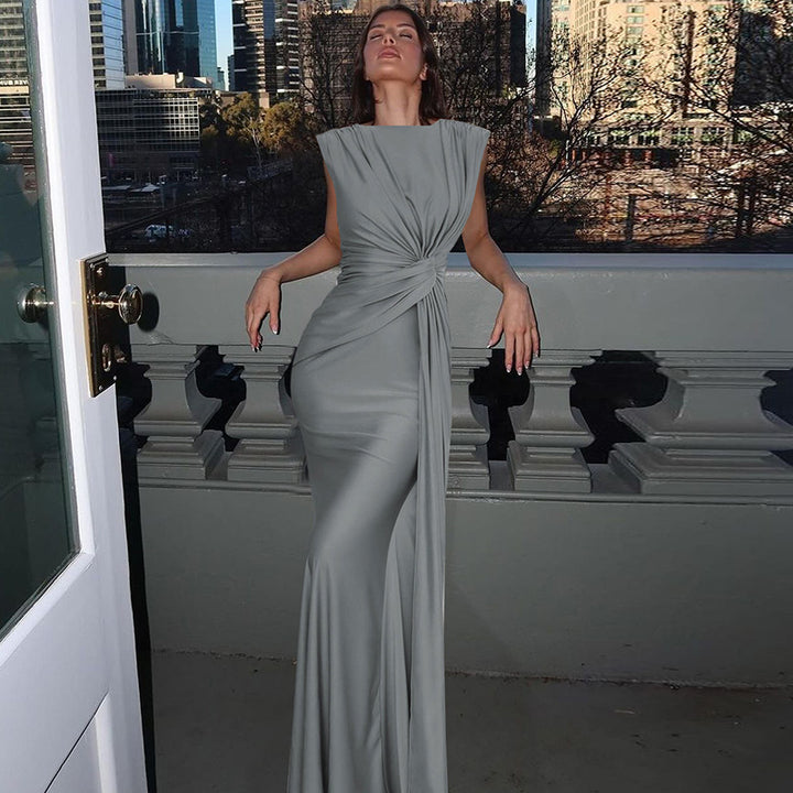 Dame Elegant Maxi-Kjole med draperet top og figursyet design Stilla