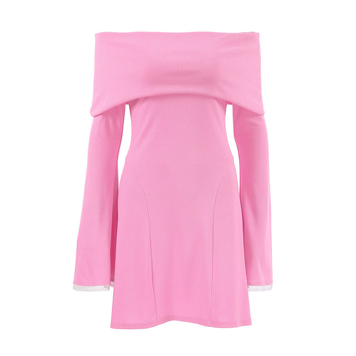 Dame minikjole med off-the-shoulder design og voluminøse ærmer Stilla