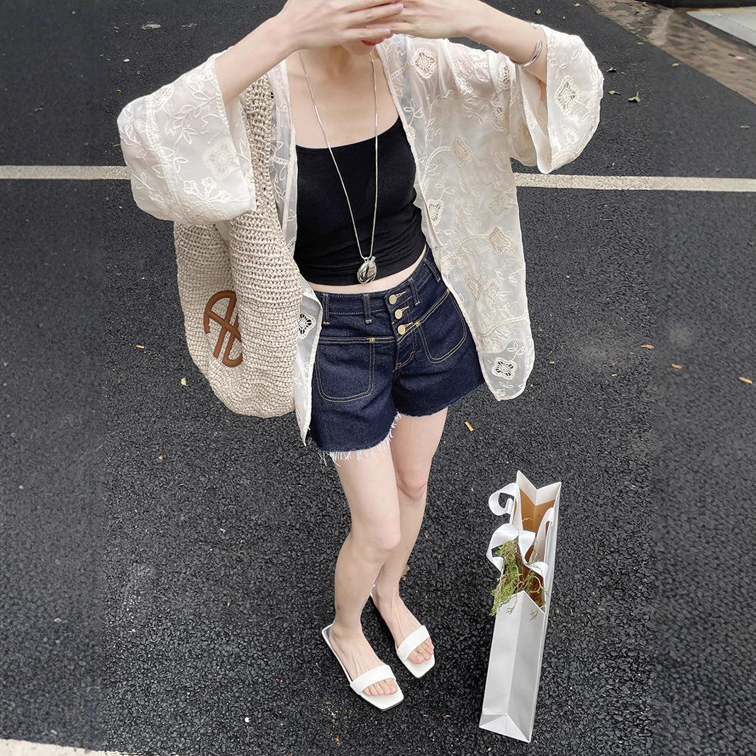 Dame luftig bluse med sart blonde og elegant struktur Stilla
