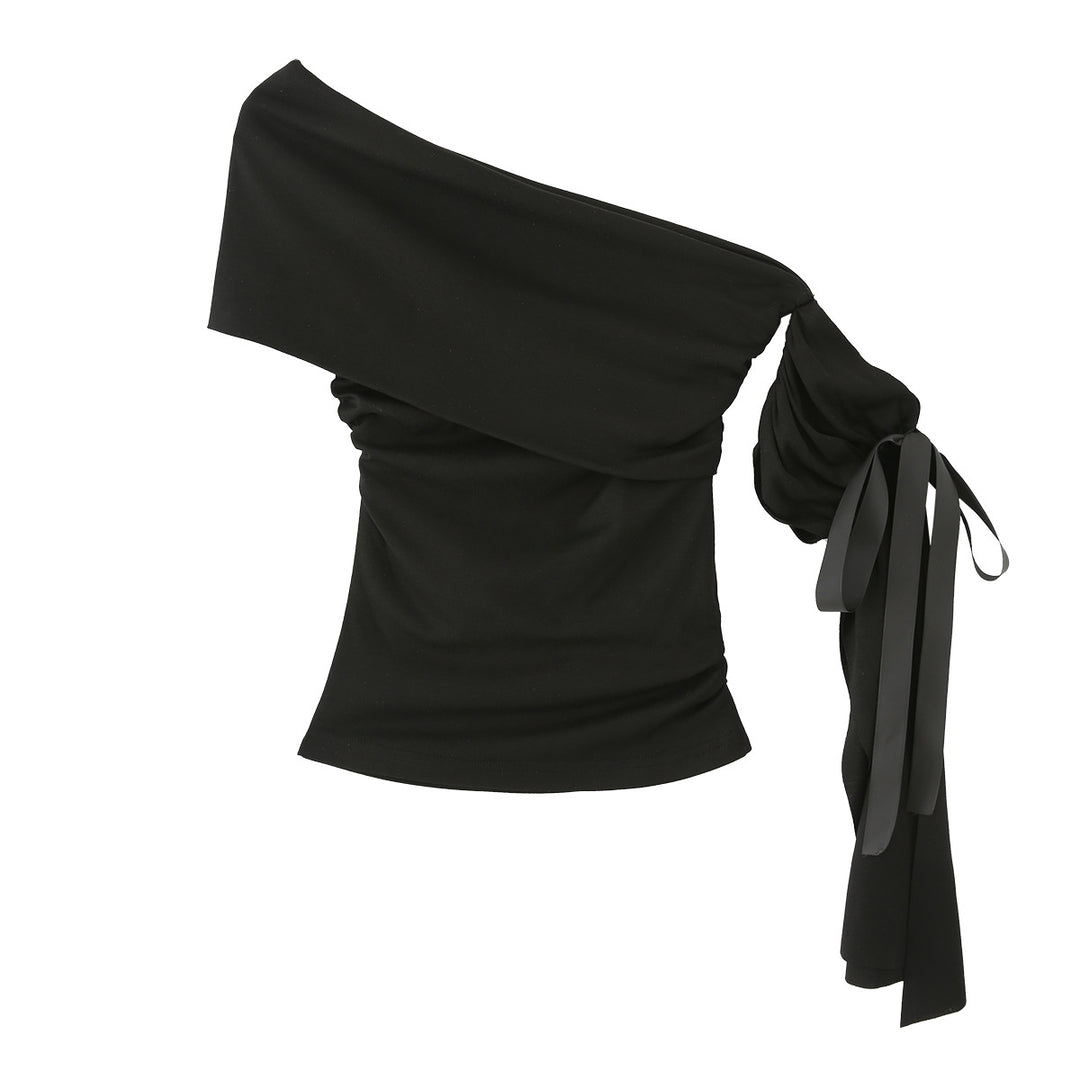 Dame asymmetrisk top med draperinger og dekorativ snor Stilla