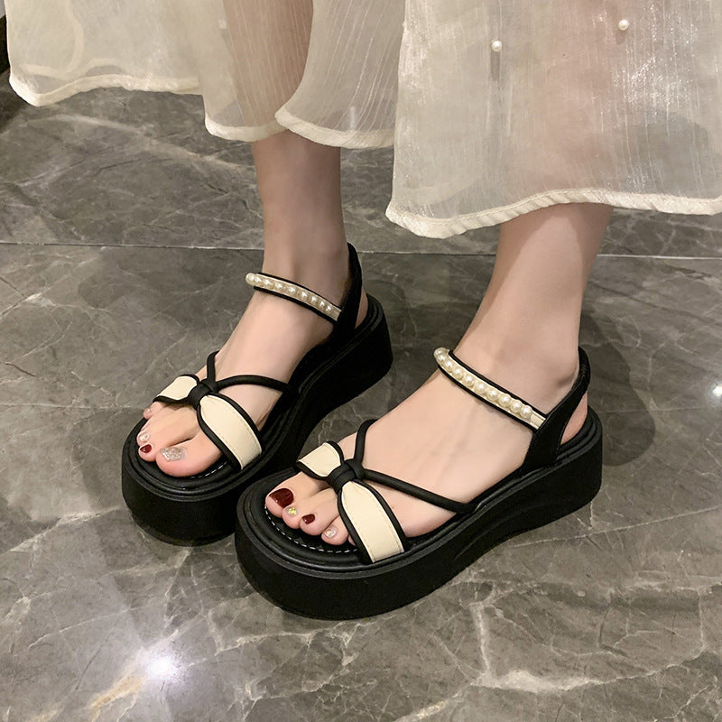 Femme Perlerfinerede platform-slide-sandaler Stilla