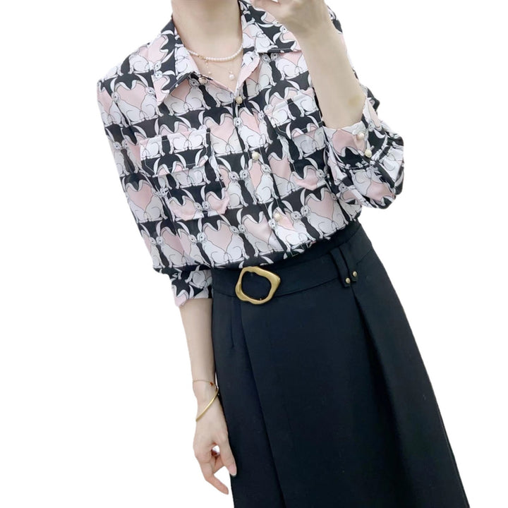 Dame Gennemsigtig Bluse med kunstnerisk Dyremotiv og elegante Detaljer Stilla