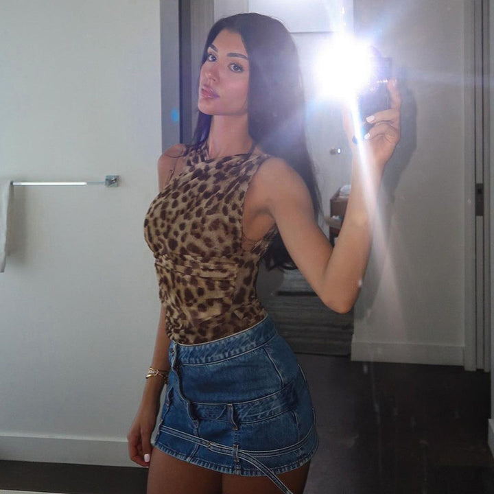 Dame Figurtilpasset bodysuit med raffinerede rynkeelementer og dyreprint Skovae