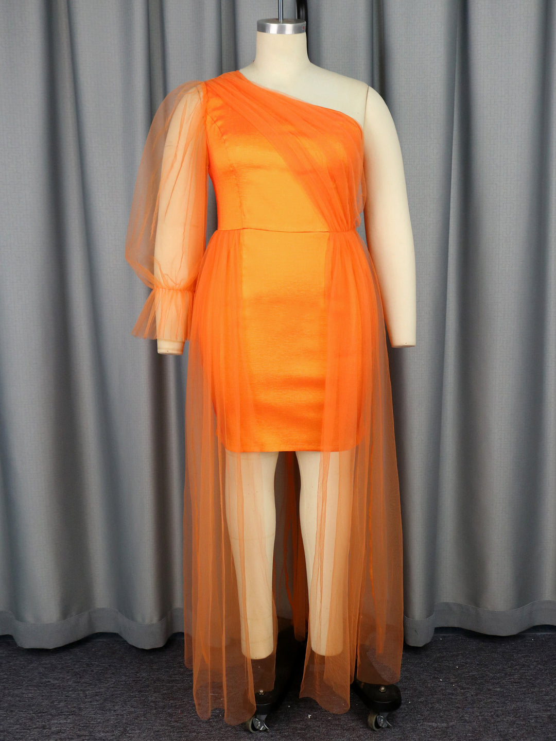 Dame elegant one-shoulder kjole med gennemsigtig tulleovertræk Skovae