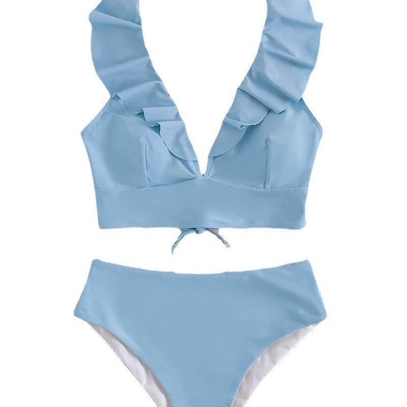 Damebikini med elegant ruffle design og højt skåret trusse Skovae