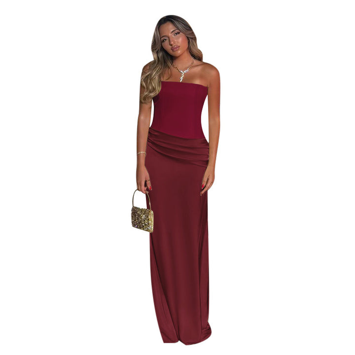 Dame off-shoulder maxikjole med rynker og elegant silhuet Skovae