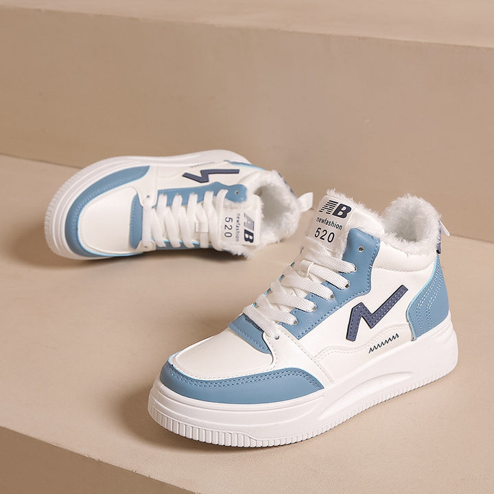 Dame højtskårne sneakers med varm inderfor og skridsikker sål Stilla