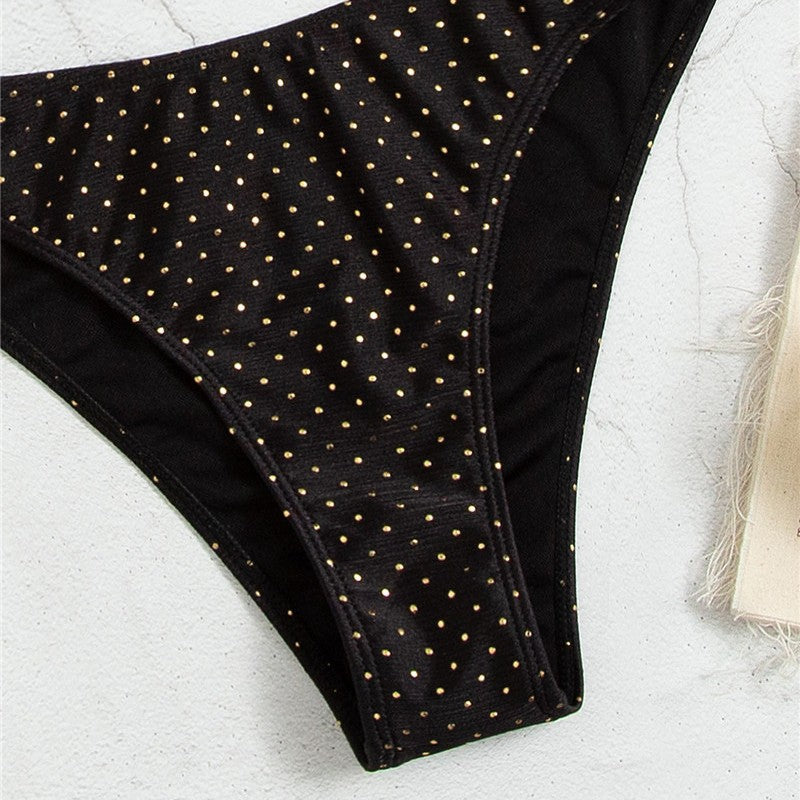 Dame bikini-sæt med polstret top og elegant knude-design Stilla